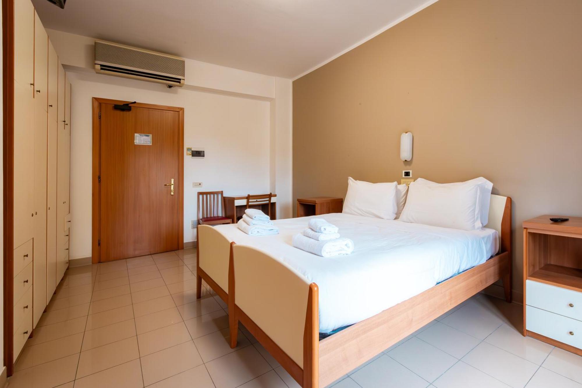 Ah Roma Hostel Екстериор снимка