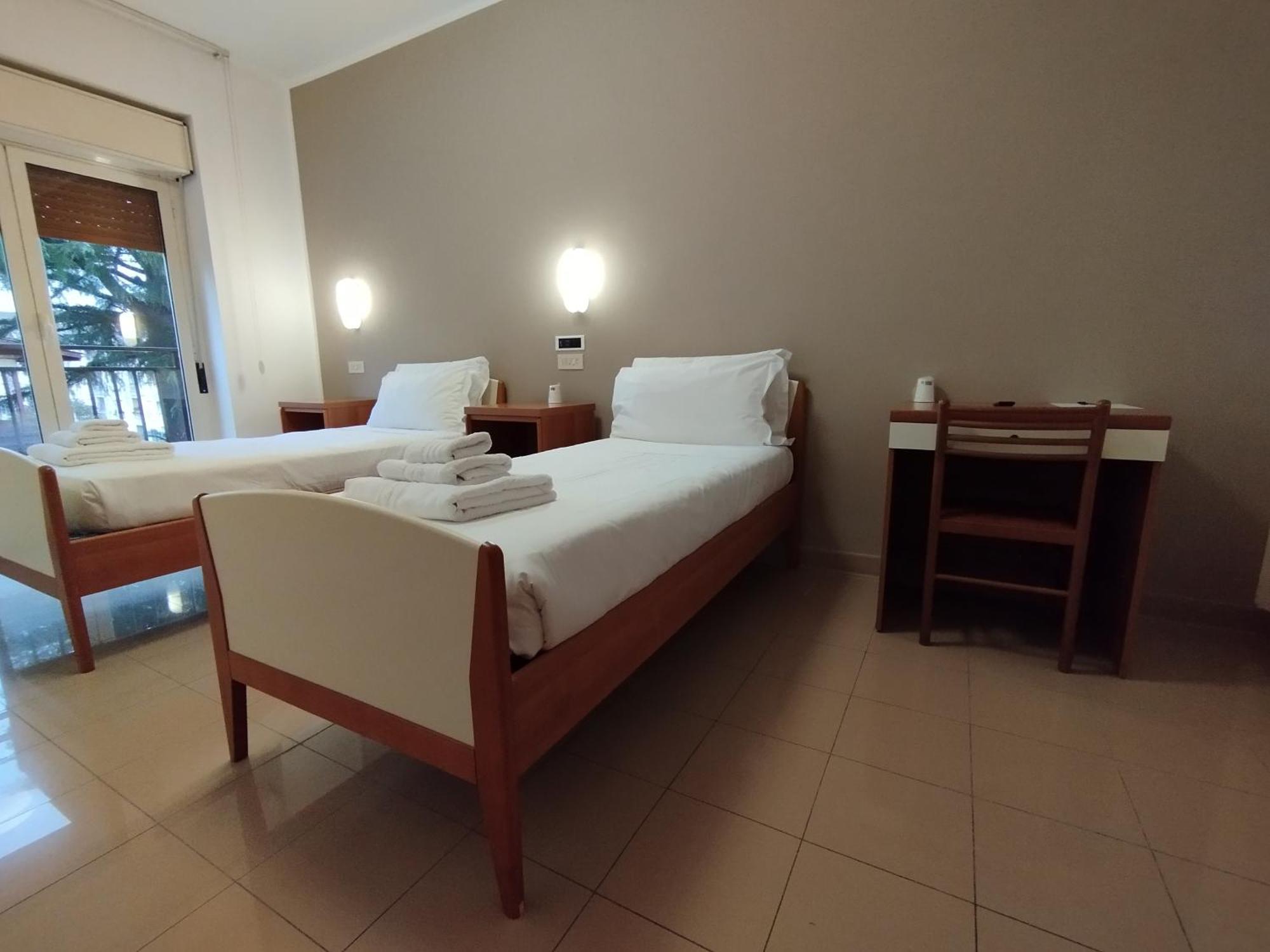 Ah Roma Hostel Екстериор снимка