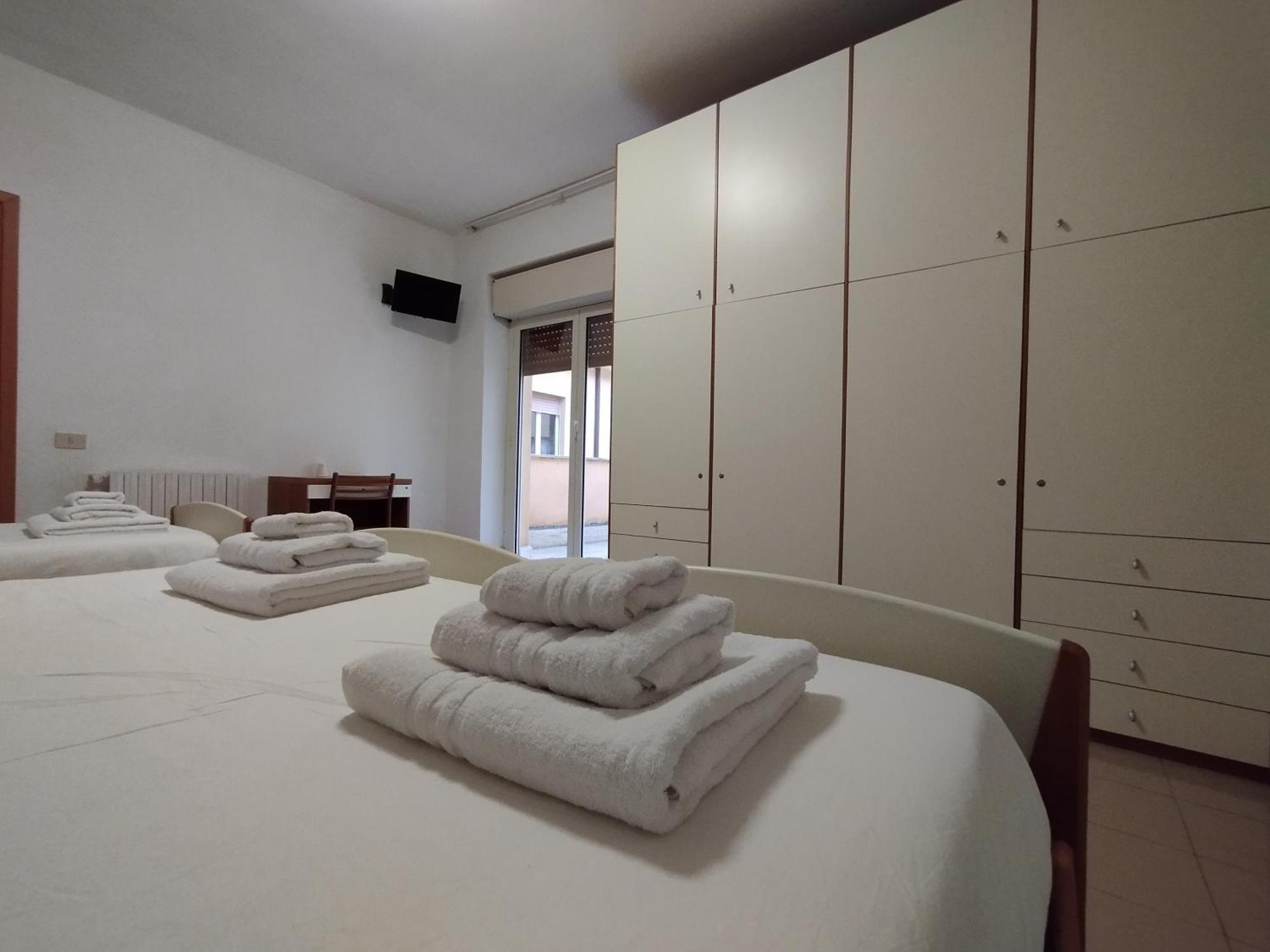 Ah Roma Hostel Екстериор снимка