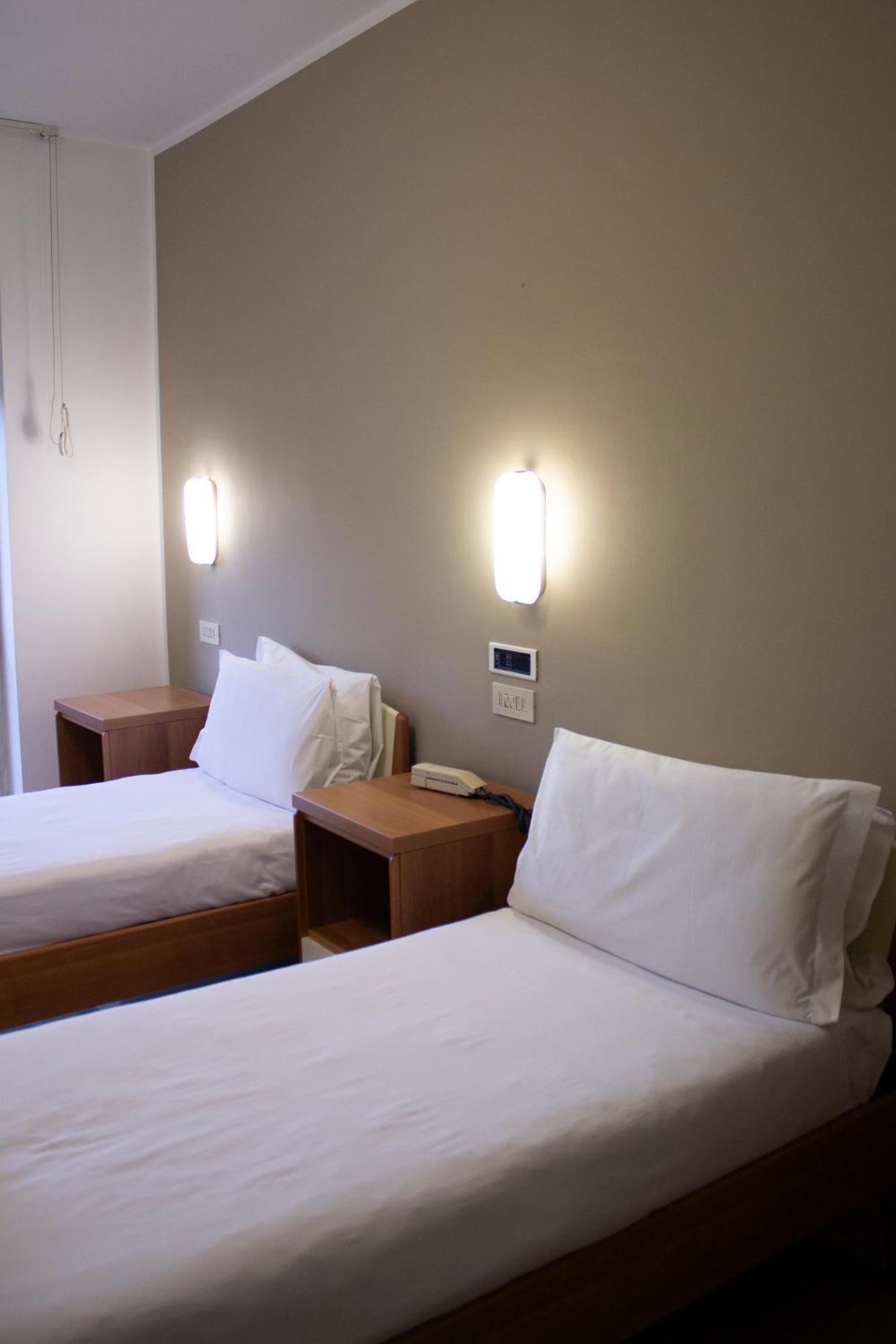Ah Roma Hostel Екстериор снимка